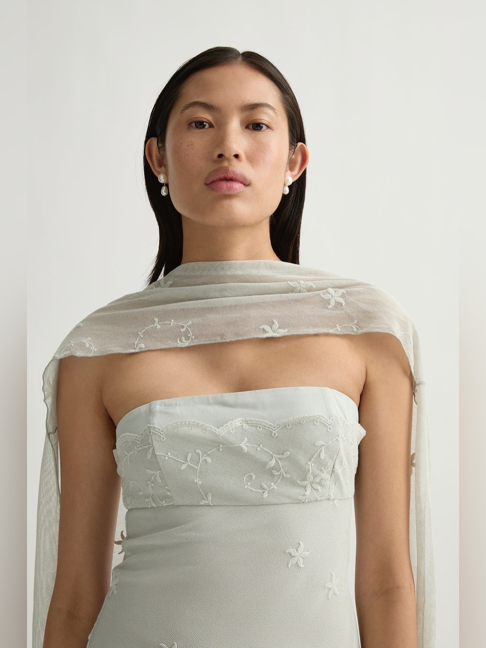 Posse Cove Strapless Dress - Picture 5 of 9